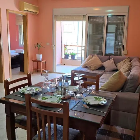 Ejoa Summer Appartement Golem (Tirana)